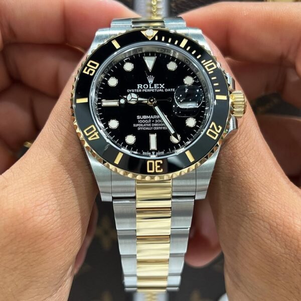 ROLEX SUBMARINER GOLD BLACK