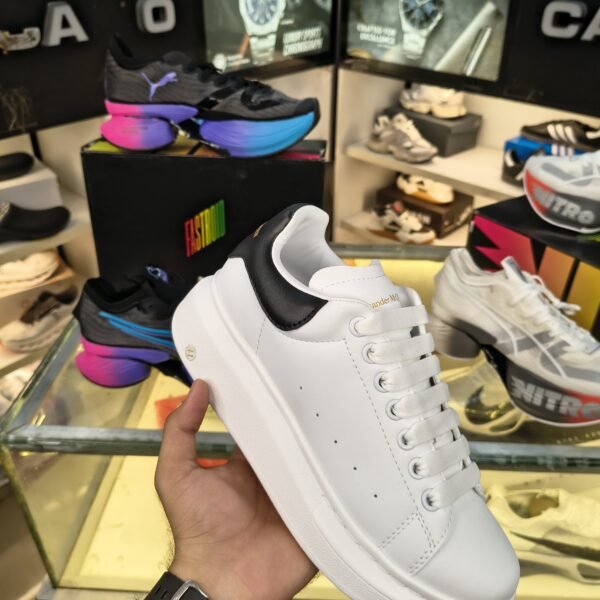 ALEXANDER MCQUEEN PREMIUM WHITE SNEAKERS