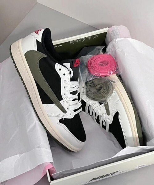 TRAVIS SCOTT x jordan 1 low og OLIVE SEMI UA for her