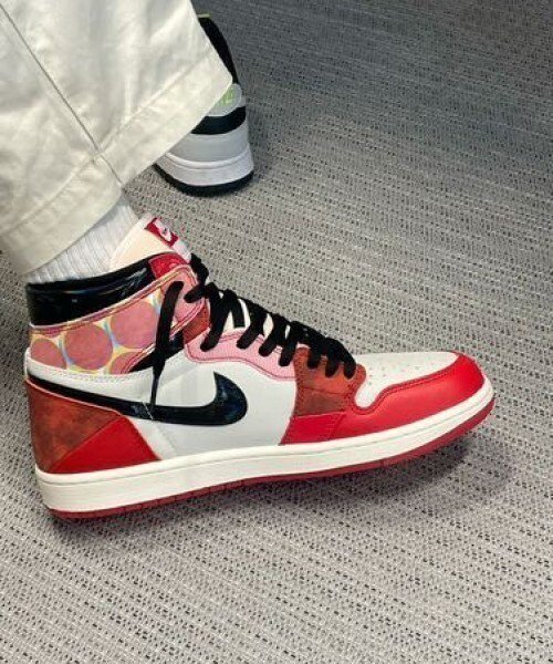 Jordan Retro 1 Spiderver for her