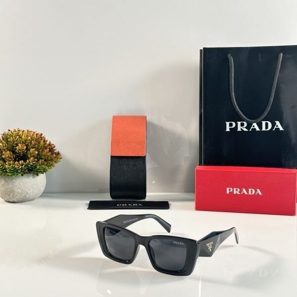 Prada_WMNS_954_Black