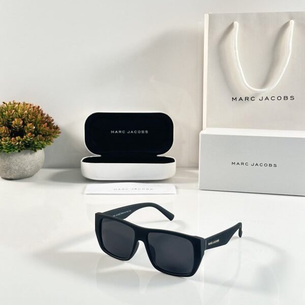 Marc Jacobs 6801 Black