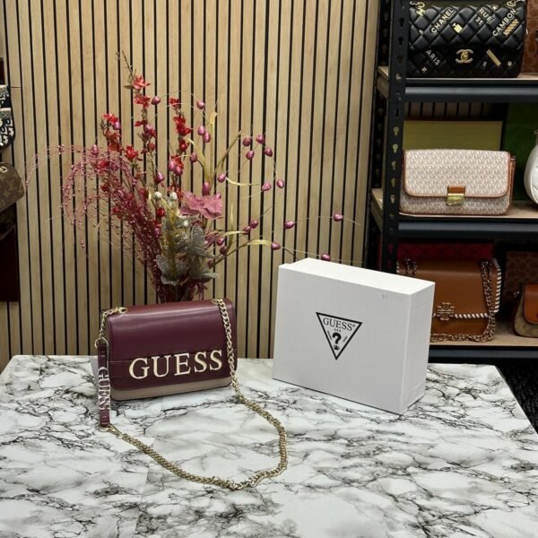 Guess Sashaa Sling