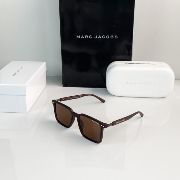 Marc Jacobs Full Brown
