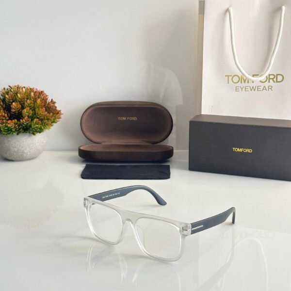 Tomford Ice Day