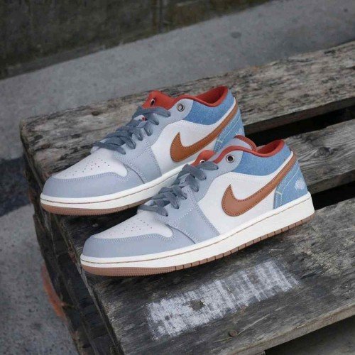 Nikee Air Jordan Retro 1 Low Phantom Denim White 921