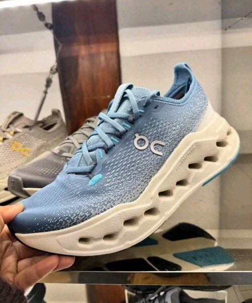 On Running Cloudsurfer Max Dust 334