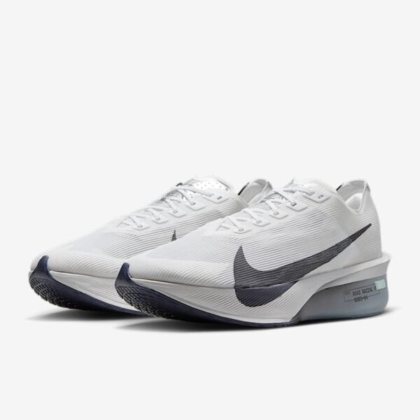 Nike Vaporfly 4 Road Running shoes